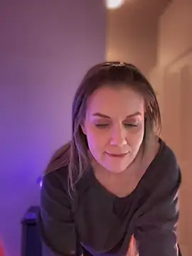 Snapshot of MaiseKnox chatting on 02/09/25, 11:15 MaiseKnox online show from 02/09/25, 11:15