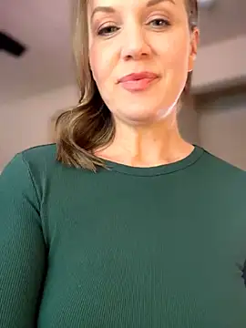 MaiseKnox online show from 04/09/26, 06:24