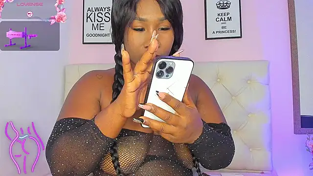 WhitneyWells online show from 10/14/25, 04:24