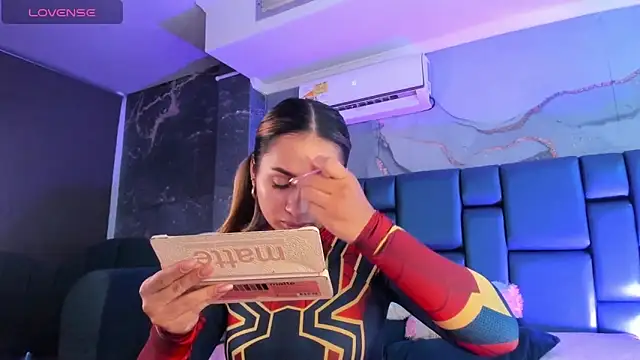 Snapshot of Vivi_prinncess chatting on 02/20/25, 03:01 Vivi prinncess online show from 02/20/25, 03:01