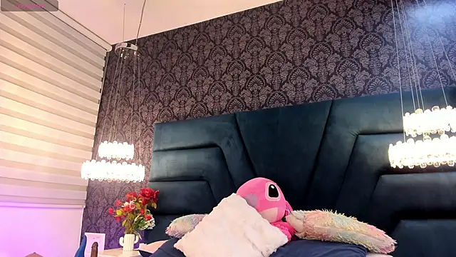 Vivi prinncess online show from 05/13/26, 11:44