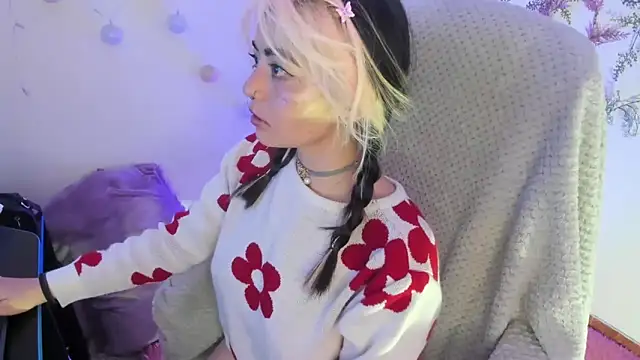 Sammysammy  online show from 12/27/24, 08:56