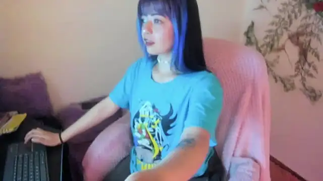 Sammysammy  online show from 10/19/25, 09:21