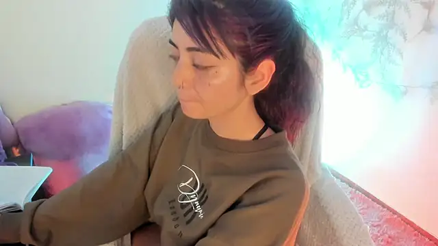 Sammysammy  online show from 12/15/25, 10:08