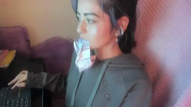 Sammysammy  online show from 04/21/26, 07:25