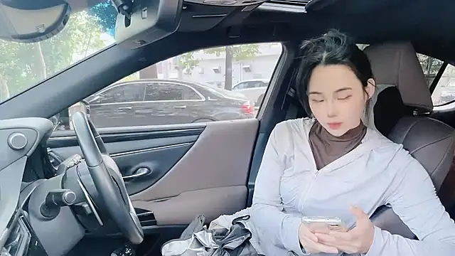 orla2021 online show from 12/02/24, 01:03