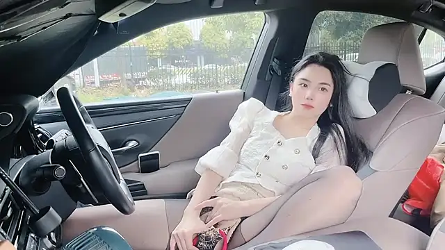 orla2021 online show from 12/26/24, 06:52