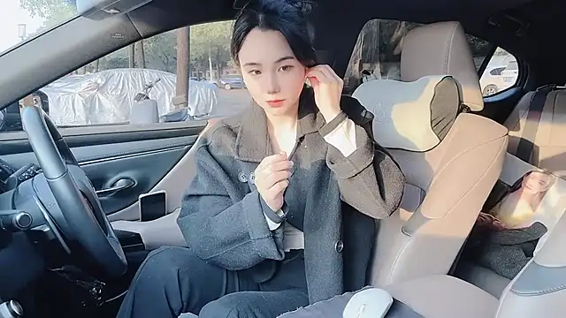 orla2021 online show from 01/08/25, 12:06