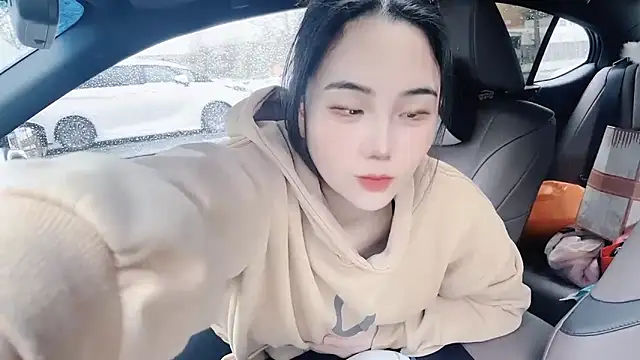 orla2021 online show from 03/05/25, 03:08