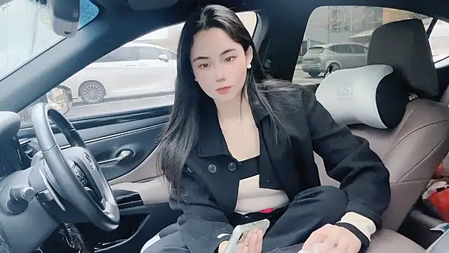 orla2021 online show from 03/05/25, 06:12