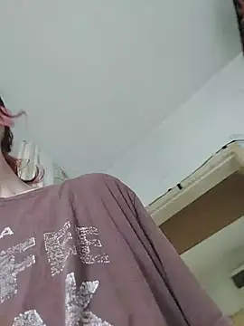 JoLeNe27 online show from 05/17/26, 06:22