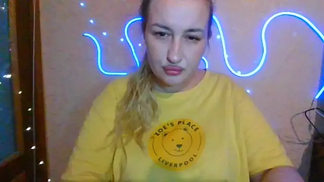 Snapshot of Mandy_Belcher chatting on 07/07/26, 04:55 Mandy Belcher online show from 07/07/26, 04:55