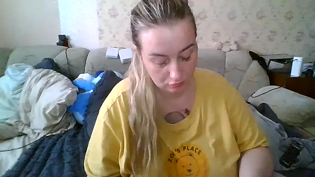 Snapshot of Mandy_Belcher chatting on 07/16/26, 08:53 Mandy Belcher online show from 07/16/26, 08:53