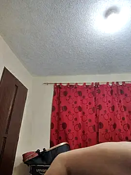 Snapshot of rosahills chatting on 11/06/25, 11:15 rosahills online show from 11/06/25, 11:15