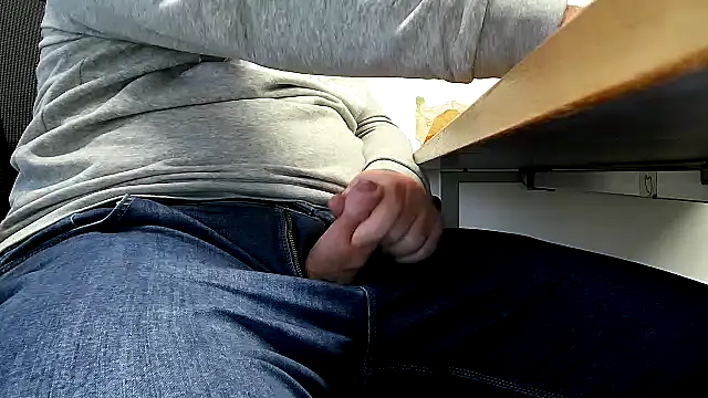 69bezfleku online show from 02/17/25, 03:53