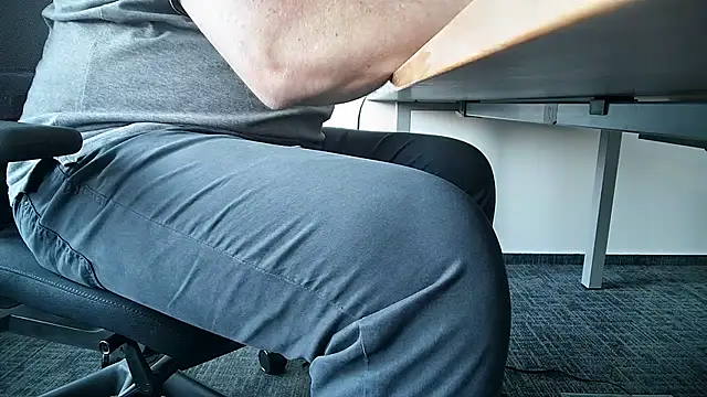 69bezfleku online show from 11/06/25, 07:31