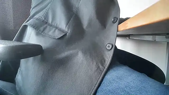 69bezfleku online show from 03/12/26, 11:49