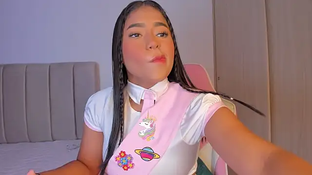 Snapshot of isa_bunny chatting on 11/01/25, 03:08 isa bunny online show from 11/01/25, 03:08