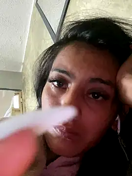 skinny Yizz online show from 12/04/24, 07:12