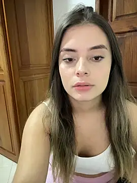 Snapshot of Miss_valeriaa chatting on 12/13/24, 12:09 Miss valeriaa online show from 12/13/24, 12:09