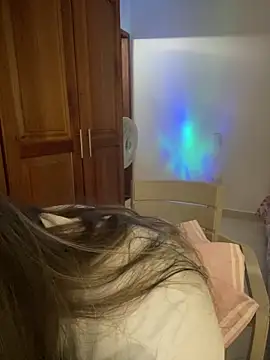 Snapshot of Miss_valeriaa chatting on 03/20/25, 02:32 Miss valeriaa online show from 03/20/25, 02:32