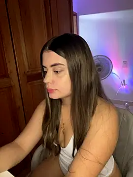 Snapshot of Miss_valeriaa chatting on 11/20/25, 04:07 Miss valeriaa online show from 11/20/25, 04:07