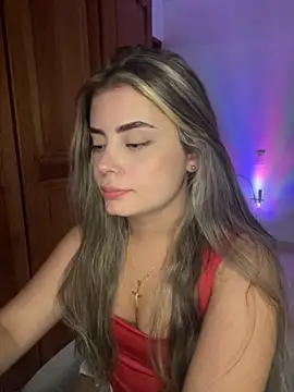 Snapshot of Miss_valeriaa chatting on 11/28/25, 10:12 Miss valeriaa online show from 11/28/25, 10:12