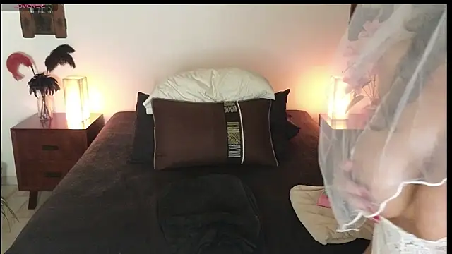 Snapshot of milfettefab chatting on 01/14/25, 12:03 milfettefab online show from 01/14/25, 12:03