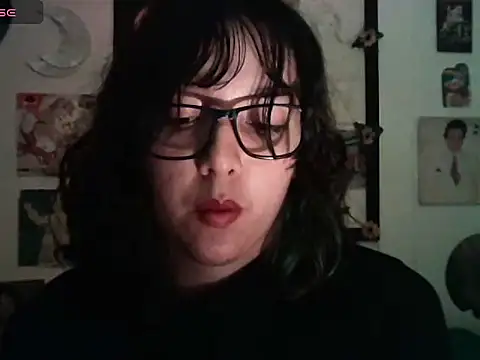 soynanabela28 online show from 03/05/25, 06:23