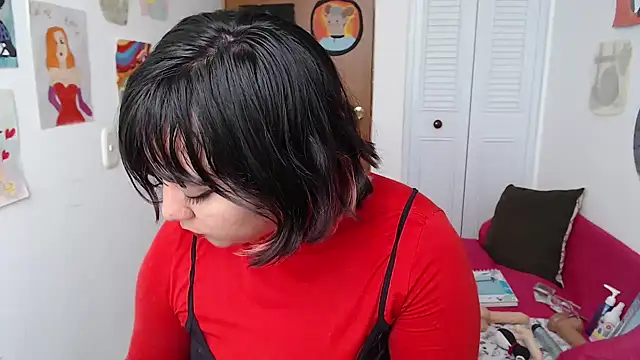 soynanabela28 online show from 09/15/25, 07:03