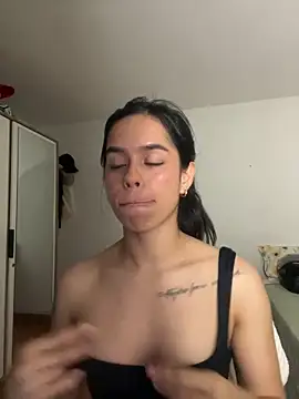 xlovelygirlx online show from 01/11/25, 01:27