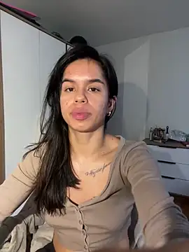 xlovelygirlx online show from 02/23/25, 08:55