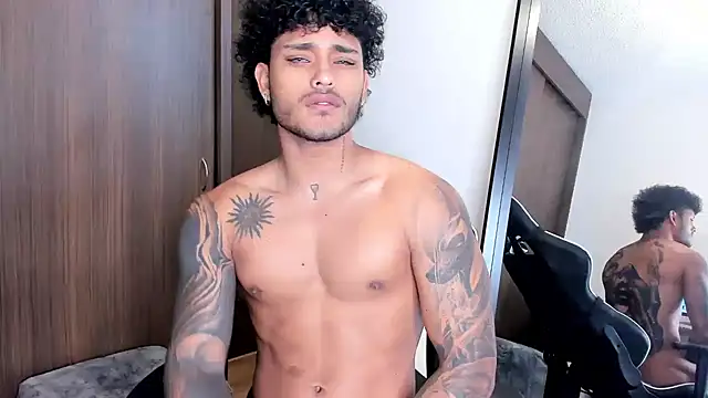 Alessandro Vanni online show from 12/20/24, 06:02