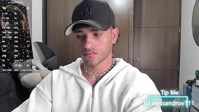 Snapshot of Alessandro_Vanni chatting on 11/20/25, 02:23 Alessandro Vanni online show from 11/20/25, 02:23