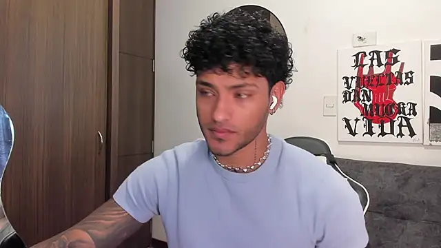 Alessandro Vanni online show from 01/16/26, 01:48