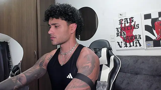 Alessandro Vanni online show from 02/17/26, 03:58