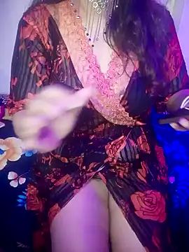 Snapshot of indian_passion chatting on 01/19/25, 06:31 indian passion online show from 01/19/25, 06:31