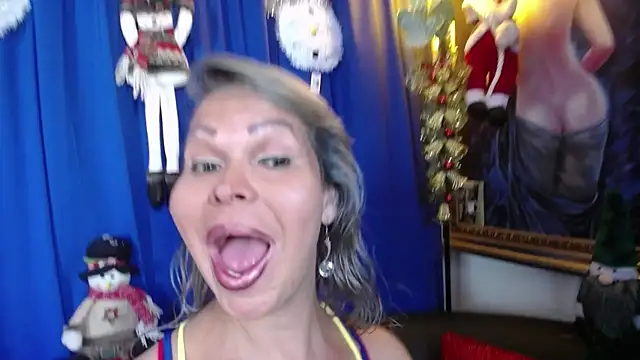 mia beatles online show from 12/22/25, 04:37