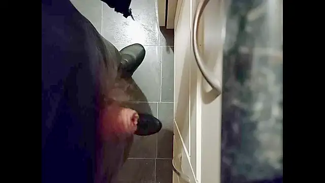 hairyuncut00 online show from 01/21/25, 12:46