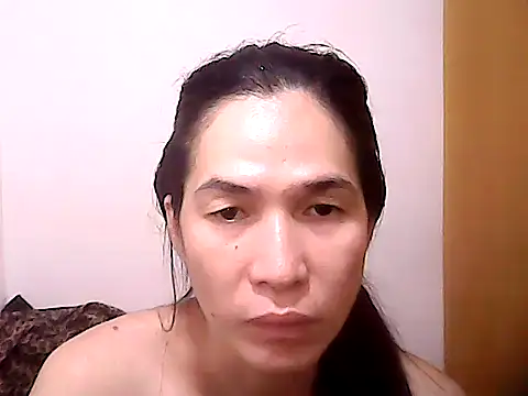 Snapshot of BigDickTrans chatting on 09/15/25, 04:23 BigDickTrans online show from 09/15/25, 04:23