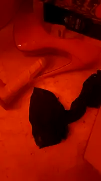 Snapshot of Misspadrona88 chatting on 03/01/26, 03:25 Misspadrona88 online show from 03/01/26, 03:25