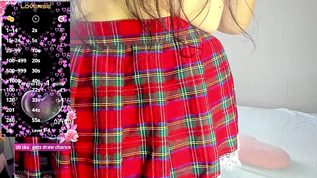 Snapshot of viki_love77 chatting on 09/16/25, 03:29 viki love77 online show from 09/16/25, 03:29