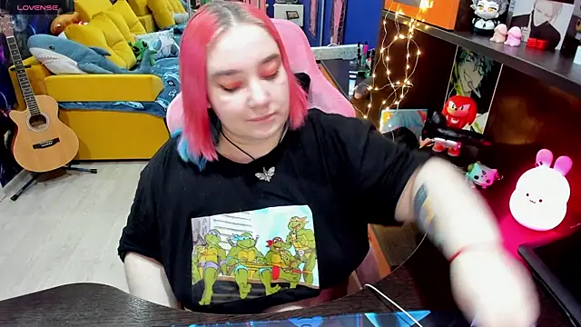 Softie Sofy online show from 02/06/25, 02:55