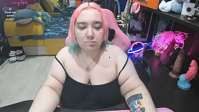 Softie Sofy online show from 03/12/26, 01:45