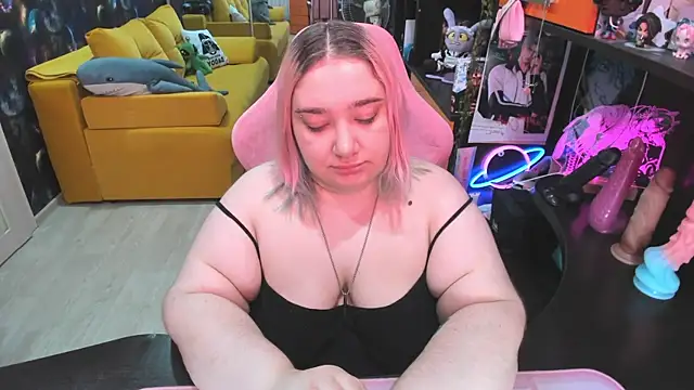 Snapshot of Softie_Sofy chatting on 06/30/26, 02:34 Softie Sofy online show from 06/30/26, 02:34