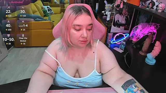 Snapshot of Softie_Sofy chatting on 07/08/26, 02:16 Softie Sofy online show from 07/08/26, 02:16