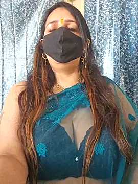 cute-tanvi online show from 02/13/25, 04:54