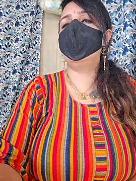 cute-tanvi online show from 09/13/25, 01:49