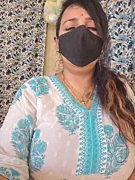 cute-tanvi online show from 09/23/25, 01:52