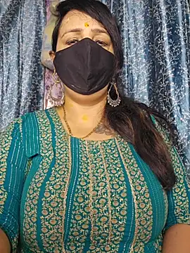 cute-tanvi online show from 05/05/26, 12:29